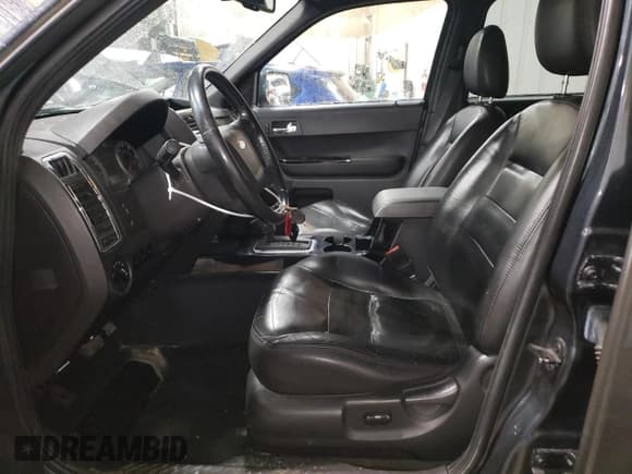 ✅ 2008 Ford Escape Limited • VIN: 1FMCU94108KC33395 • Лот: 92875005. Опубликован ранее на Copart с пробегом 145 617 миль. Бесплатный доступ к архиву аукционных продаж из США и подробный отчёт об истории автомобиля на DreamBid. Изображение 7.