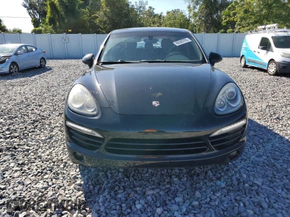 ✅ 2011 Porsche Cayenne • VIN: WP1AA2A25BLA04395 • Lot: 86589795. Wystawiony na Copart z przebiegiem 216 630 mil. Bezpłatny archiwum sprzedaży aukcyjnych z USA i szczegółowy raport historii pojazdu na DreamBid. Zdjęcie 5.