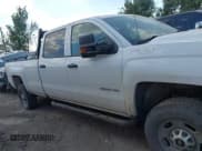✅ 2018 Chevrolet Silverado 2500HD Work Truck • VIN: 1GC1CUEG5JF211573 • Лот: 43252193. Опубликован ранее на IAAI с пробегом 220 060 миль. Бесплатный доступ к архиву аукционных продаж из США и подробный отчёт об истории автомобиля на DreamBid. Изображение 13.