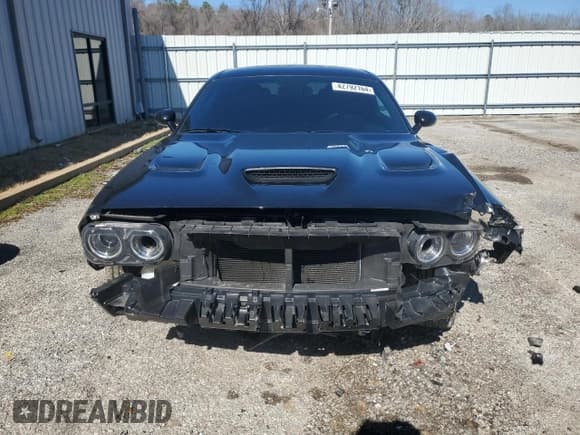 ✅ 2020 Dodge Challenger R/T Scat Pack • VIN: 2C3CDZFJXLH139188 • Lot: 42792164. Wystawiony na Copart z przebiegiem 24 223 mil. Bezpłatny archiwum sprzedaży aukcyjnych z USA i szczegółowy raport historii pojazdu na DreamBid. Zdjęcie 5.