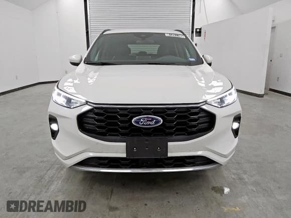 ✅ 2024 Ford Escape ST-Line Select • VIN: 1FMCU9NZ3RUA36540 • Lot: 81251795. Listed on Copart with 15,702 mi. Free auction sales archive from the USA and detailed vehicle history report at DreamBid. Image 5.