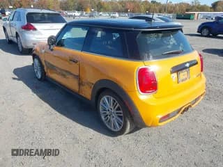 ✅ 2014 MINI Hardtop S • VIN: WMWXM7C51ET731459 • Lot: 43506988. Wystawiony na IAAI z przebiegiem 81 266 mil. Bezpłatny archiwum sprzedaży aukcyjnych z USA i szczegółowy raport historii pojazdu na DreamBid. Zdjęcie 3.