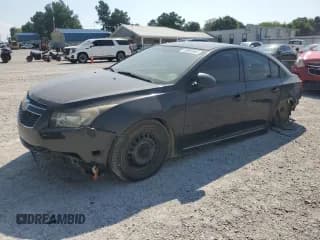 ✅ 2013 Chevrolet Cruze LS • VIN: 1G1PA5SH6D7198987 • Lot: 80835865. Listed on Copart with 205,024 mi. Free auction sales archive from the USA and detailed vehicle history report at DreamBid. Image 1.