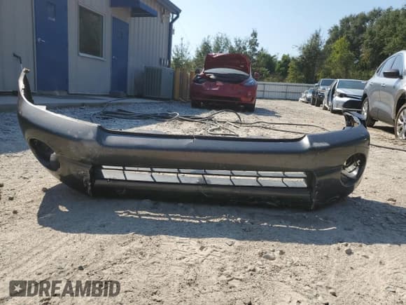 ✅ 2011 Toyota Tacoma PreRunner • VIN: 3TMJU4GN2BM110355 • Lot: 72028075. Listed on Copart with Not provided. Free auction sales archive from the USA and detailed vehicle history report at DreamBid. Image 12.