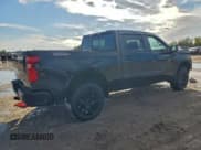✅ 2022 Chevrolet Silverado 1500 LT Trail Boss • VIN: 3GCUDFET4NG566662 • Лот: 95249945. Опубликован ранее на Copart с пробегом 23 838 миль. Бесплатный доступ к архиву аукционных продаж из США и подробный отчёт об истории автомобиля на DreamBid. Изображение 3.