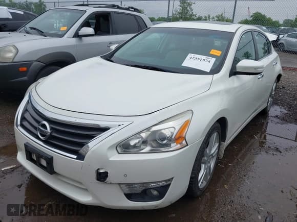 ✅ 2015 Nissan Altima SL • VIN: 1N4BL3AP1FC448807 • Lot: 42351574. Listed on IAAI with 110,354 mi. Free auction sales archive from the USA and detailed vehicle history report at DreamBid. Image 18.