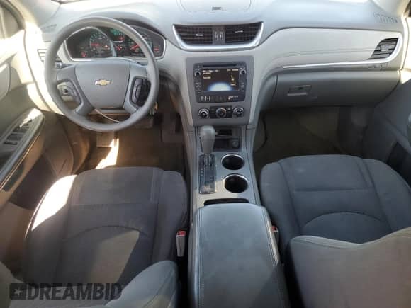 2013 Chevrolet Traverse LS with VIN 1GNKRFKD4DJ259342, listed as a Copart auction lot 56871605 with 183,791 mi miles and Salvage title. Bid and sale history available at DreamBid. Image 8.