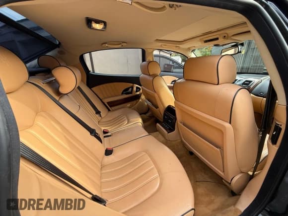 ✅ 2005 Maserati Quattroporte • VIN: ZAMCE39A450018466 • Lot: 90034455. Wystawiony na Copart z przebiegiem 97 331 mil. Bezpłatny archiwum sprzedaży aukcyjnych z USA i szczegółowy raport historii pojazdu na DreamBid. Zdjęcie 6.