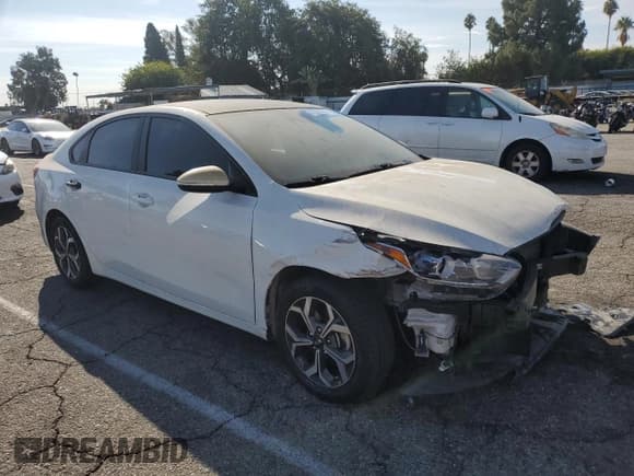 ✅ 2020 Kia Forte FE • VIN: 3KPF24AD1LE217226 • Lot: 81097585. Wystawiony na Copart z przebiegiem 113 448 mil. Bezpłatny archiwum sprzedaży aukcyjnych z USA i szczegółowy raport historii pojazdu na DreamBid. Zdjęcie 4.