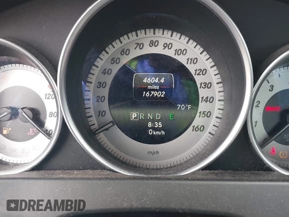 ✅ 2014 Mercedes-Benz C 250 Sport • VIN: WDDGF4HB8EA940242 • Lot: 42661812. Wystawiony na IAAI z przebiegiem 167 902 mil. Bezpłatny archiwum sprzedaży aukcyjnych z USA i szczegółowy raport historii pojazdu na DreamBid. Zdjęcie 15.