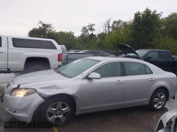 2009 Chevrolet Malibu 1LT with VIN 1G1ZH57BX9F242222, listed as a IAAI auction lot 43247537 with 186,164 mi miles and . Bid and sale history available at DreamBid. Image 14.