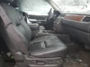 ✅ 2012 Chevrolet Suburban LT • VIN: 1GNSKJE73CR253822 • Lot: 81295254. Wystawiony na Copart z przebiegiem Nie podano. Bezpłatny archiwum sprzedaży aukcyjnych z USA i szczegółowy raport historii pojazdu na DreamBid. Zdjęcie 7.