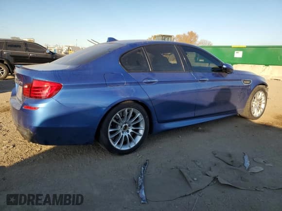 ✅ 2013 BMW M5 • VIN: WBSFV9C52DC773461 • Lot: 77375684. Listed on Copart with 90,641 mi. Free auction sales archive from the USA and detailed vehicle history report at DreamBid. Image 3.