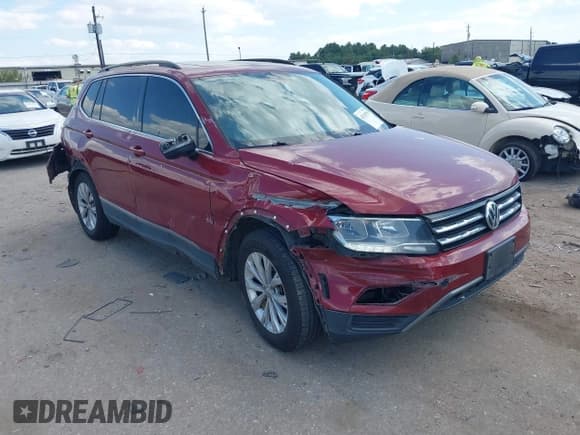 ✅ 2018 Volkswagen Tiguan SEL • VIN: 3VV3B7AX4JM128415 • Lot: 43315579. Listed on IAAI with 170,324 mi. Free auction sales archive from the USA and detailed vehicle history report at DreamBid. Image 1.