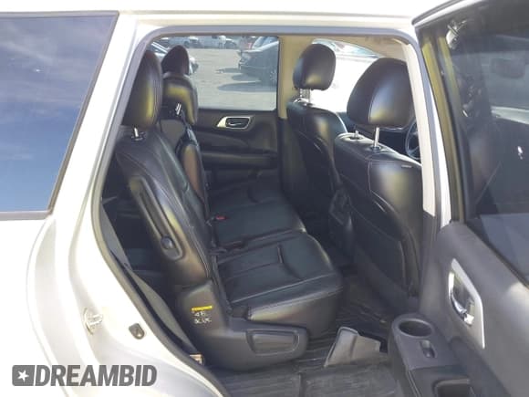 ✅ 2014 Nissan Pathfinder S • VIN: 5N1AR2MNXEC635594 • Lot: 43800747. Listed on IAAI with 176,633 mi. Free auction sales archive from the USA and detailed vehicle history report at DreamBid. Image 8.