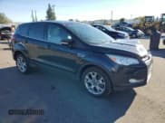 ✅ 2013 Ford Escape SEL • VIN: 1FMCU9H95DUA61184 • Lot: 86272875. Wystawiony na Copart z przebiegiem 151 817 mil. Bezpłatny archiwum sprzedaży aukcyjnych z USA i szczegółowy raport historii pojazdu na DreamBid. Zdjęcie 4.
