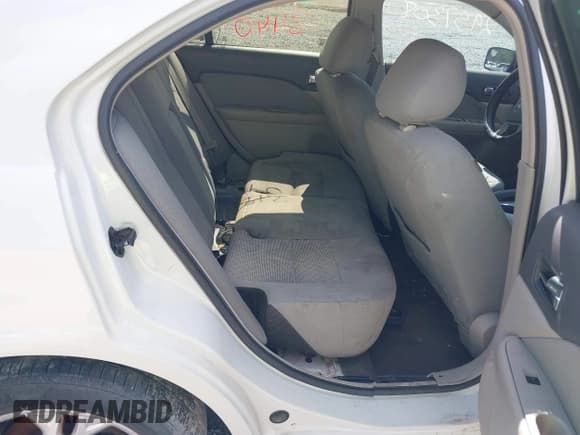 ✅ 2012 Ford Fusion SE • VIN: 3FAHP0HA3CR195016 • Lot: 40143440. Listed on IAAI with 162,729 mi. Free auction sales archive from the USA and detailed vehicle history report at DreamBid. Image 8.