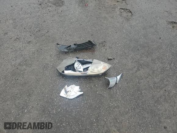 2009 Chevrolet Impala LT with VIN 2G1WC57M091316385, listed as a Copart auction lot 71391055 with 207,854 mi miles and Salvage title. Bid and sale history available at DreamBid. Image 12.