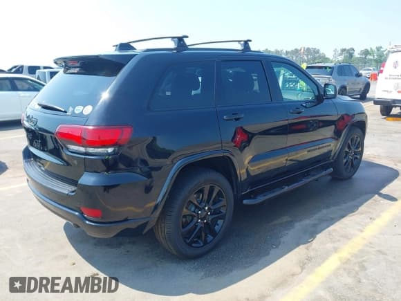 ✅ 2019 Jeep Grand Cherokee Upland • VIN: 1C4RJEAG7KC580233 • Lot: 41982230. Listed on IAAI with 47,917 mi. Free auction sales archive from the USA and detailed vehicle history report at DreamBid. Image 4.