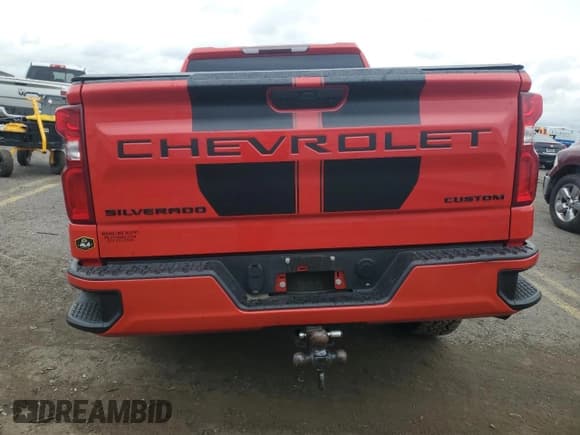 ✅ 2020 Chevrolet Silverado 1500 Custom • VIN: 1GCRYBEKXLZ336888 • Lot: 57059995. Listed on Copart with 74,915 mi. Free auction sales archive from the USA and detailed vehicle history report at DreamBid. Image 6.