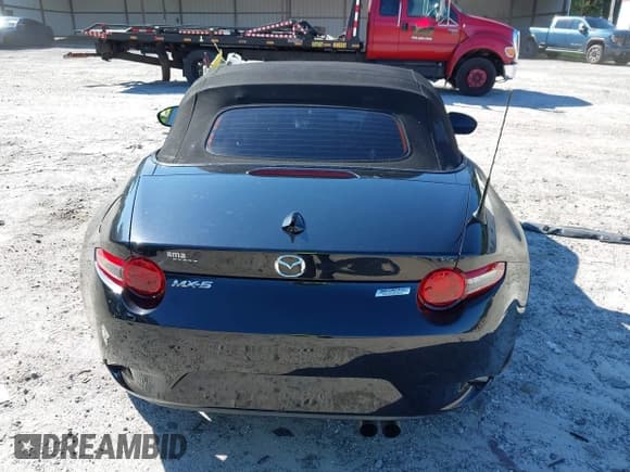 ✅ 2016 Mazda MX-5 Miata Grand Touring • VIN: JM1NDAD75G0114822 • Lot: 43070822. Listed on IAAI with 85,933 mi. Free auction sales archive from the USA and detailed vehicle history report at DreamBid. Image 16.
