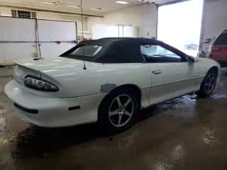 2000 Chevrolet Camaro z VIN 2G1FP32K3Y2148572, wystawiony jako Copart lot #43952864 z przebiegiem Nie podano mil oraz Szkoda całkowita • Salvage title. Historia ofert i sprzedaży dostępna na DreamBid. Obrazek 3.