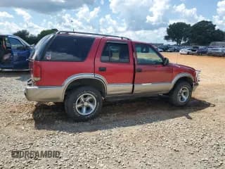 ✅ 2000 Chevrolet Blazer LT • VIN: 1GNCS13W9Y2393839 • Lot: 64441585. Wystawiony na Copart z przebiegiem 211 917 mil. Bezpłatny archiwum sprzedaży aukcyjnych z USA i szczegółowy raport historii pojazdu na DreamBid. Zdjęcie 3.