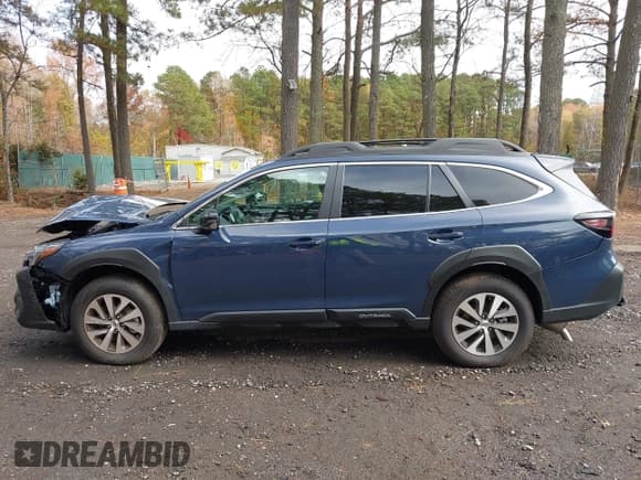 ✅ 2025 Subaru Outback Premium • VIN: 4S4BTADC8S3283027 • Lot: 43651624. Wystawiony na IAAI z przebiegiem 914 mil. Bezpłatny archiwum sprzedaży aukcyjnych z USA i szczegółowy raport historii pojazdu na DreamBid. Zdjęcie 14.