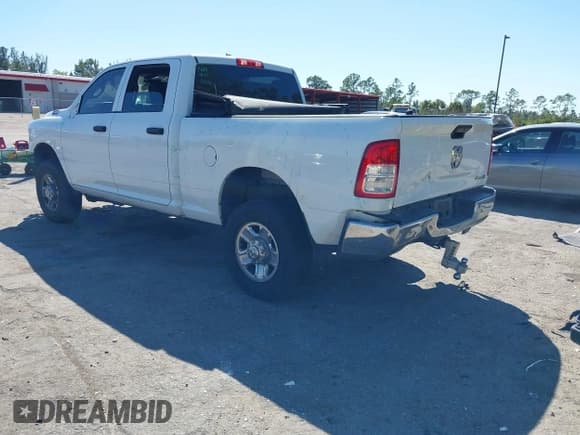 ✅ 2023 Ram 2500 Tradesman • VIN: 3C6UR5CJ6PG517275 • Лот: 41770166. Опубликован ранее на IAAI с пробегом 68 422 миль. Бесплатный доступ к архиву аукционных продаж из США и подробный отчёт об истории автомобиля на DreamBid. Изображение 3.
