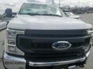 ✅ 2020 Ford F-250 XL • VIN: 1FT7X2B60LEE22591 • Lot: 51676815. Wystawiony na Copart z przebiegiem 177 628 mil. Bezpłatny archiwum sprzedaży aukcyjnych z USA i szczegółowy raport historii pojazdu na DreamBid. Zdjęcie 10.