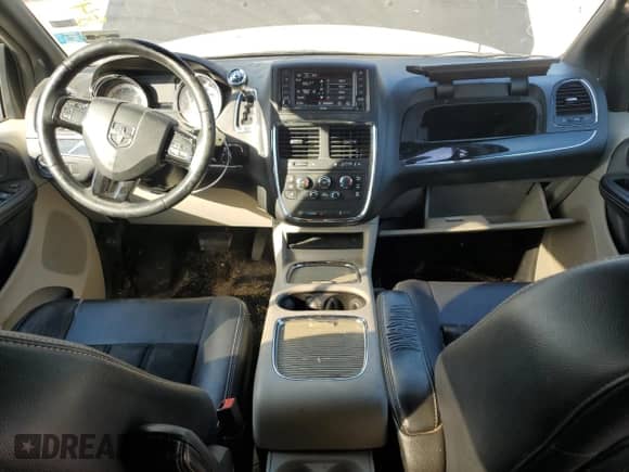 2017 Dodge Grand Caravan SXT с VIN 2C4RDGCG1HR685320, выставлен на аукционе Copart как лот 84951315 с пробегом 135 074 миль миль и Списание • Salvage title. История ставок и продаж доступна на DreamBid. Изображение 8.