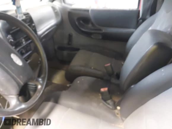 ✅ 2003 Ford Ranger XL • VIN: 1FTYR10D23PB02932 • Lot: 43678686. Listed on IAAI with 219,181 mi. Free auction sales archive from the USA and detailed vehicle history report at DreamBid. Image 5.