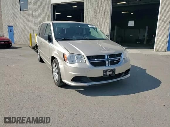✅ 2014 Dodge Grand Caravan SE • VIN: 2C4RDGBG7ER167399 • Lot: 71005075. Wystawiony na Copart z przebiegiem 213 600 mil. Bezpłatny archiwum sprzedaży aukcyjnych z USA i szczegółowy raport historii pojazdu na DreamBid. Zdjęcie 15.