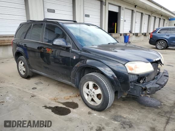 ✅ 2006 Saturn VUE • VIN: 5GZCZ53486S893495 • Lot: 50729645. Wystawiony na Copart z przebiegiem 210 472 mil. Bezpłatny archiwum sprzedaży aukcyjnych z USA i szczegółowy raport historii pojazdu na DreamBid. Zdjęcie 4.