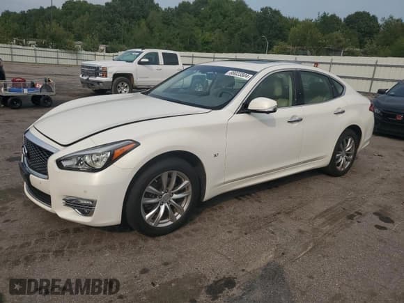 ✅ 2015 Infiniti Q70 • VIN: JN1BY1AR0FM560352 • Лот: 68023504. Опубликован ранее на Copart с пробегом 88 136 миль. Бесплатный доступ к архиву аукционных продаж из США и подробный отчёт об истории автомобиля на DreamBid. Изображение 1.
