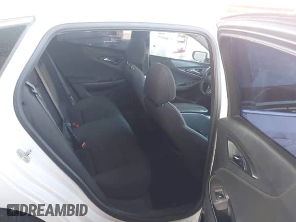 2020 Chevrolet Malibu LT с VIN 1G1ZD5ST2LF030689, выставлен на аукционе IAAI как лот 43331903 с пробегом 93 610 миль миль и . История ставок и продаж доступна на DreamBid. Изображение 8.