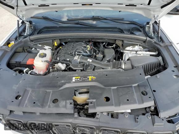 ✅ 2023 Jeep Grand Cherokee Altitude • VIN: 1C4RJJAGXP8795818 • Lot: 70863215. Wystawiony na Copart z przebiegiem 40 834 mil. Bezpłatny archiwum sprzedaży aukcyjnych z USA i szczegółowy raport historii pojazdu na DreamBid. Zdjęcie 12.