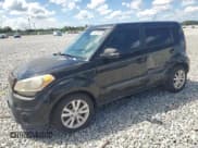 ✅ 2013 Kia Soul + • VIN: KNDJT2A61D7749266 • Лот: 81487005. Опубликован ранее на Copart с пробегом 107 449 миль. Бесплатный доступ к архиву аукционных продаж из США и подробный отчёт об истории автомобиля на DreamBid. Изображение 1.