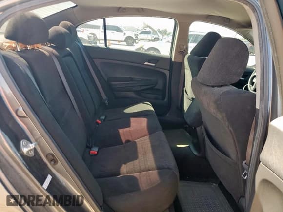 ✅ 2009 Honda Accord LX-P • VIN: 1HGCP26409A016819 • Lot: 80143655. Listed on Copart with 87,830 mi. Free auction sales archive from the USA and detailed vehicle history report at DreamBid. Image 10.