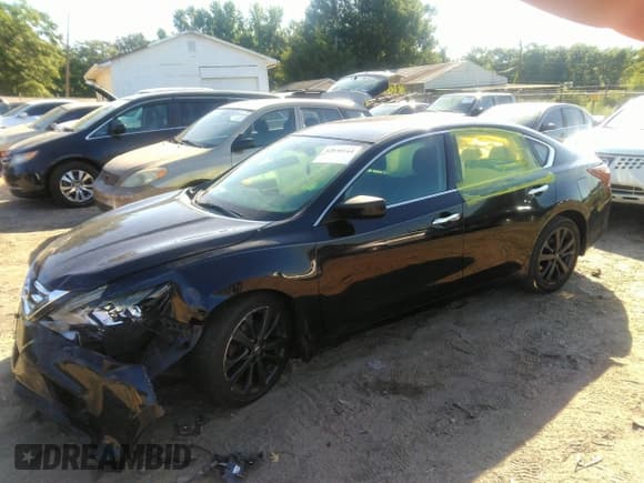 ✅ 2017 Nissan Altima SV • VIN: 1N4AL3AP6HC498827 • Лот: 42838144. Опубликован ранее на IAAI с пробегом 172 734 миль. Бесплатный доступ к архиву аукционных продаж из США и подробный отчёт об истории автомобиля на DreamBid. Изображение 2.