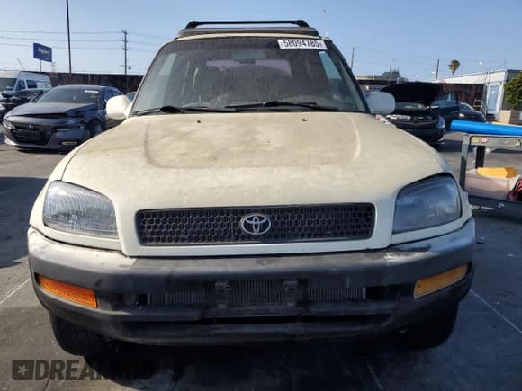 ✅ 1996 Toyota RAV4 • VIN: JT3XP10V3T0003091 • Lot: 58094785. Wystawiony na Copart z przebiegiem 191 385 mil. Bezpłatny archiwum sprzedaży aukcyjnych z USA i szczegółowy raport historii pojazdu na DreamBid. Zdjęcie 5.