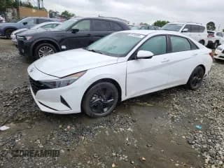 ✅ 2022 Hyundai Elantra Blue • VIN: KMHLM4AJ1NU028420 • Lot: 65742695. Listed on Copart with 48,091 mi. Free auction sales archive from the USA and detailed vehicle history report at DreamBid. Image 1.