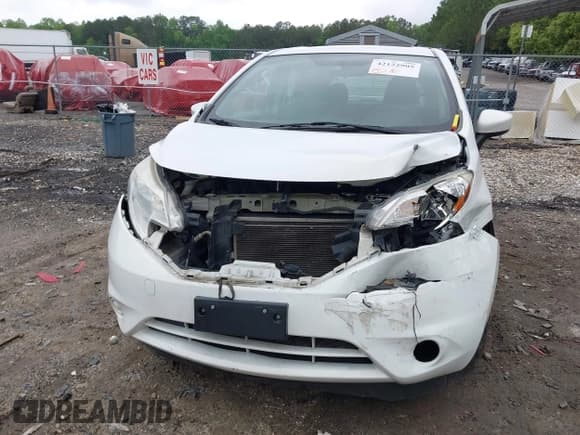 ✅ 2015 Nissan Note SL • VIN: 3N1CE2CPXFL410290 • Lot: 42122905. Listed on IAAI with 120,895 mi. Free auction sales archive from the USA and detailed vehicle history report at DreamBid. Image 6.