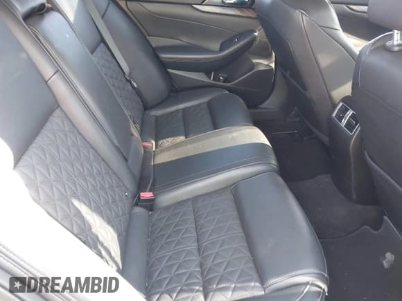 ✅ 2017 Nissan Maxima S • VIN: 1N4AA6AP8HC385405 • Lot: 42112399. Listed on IAAI with 99,286 mi. Free auction sales archive from the USA and detailed vehicle history report at DreamBid. Image 8.