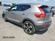✅ 2022 Volvo XC40 Momentum • VIN: YV4162UK7N2681552 • Lot: 67383405. Listed on Copart with 21,537 mi. Free auction sales archive from the USA and detailed vehicle history report at DreamBid. Image 2.