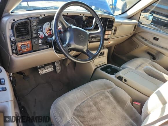 ✅ 2001 Chevrolet Silverado 1500 LS • VIN: 2GCEK19T011274873 • Lot: 92827885. Listed on Copart with 169,326 mi. Free auction sales archive from the USA and detailed vehicle history report at DreamBid. Image 8.