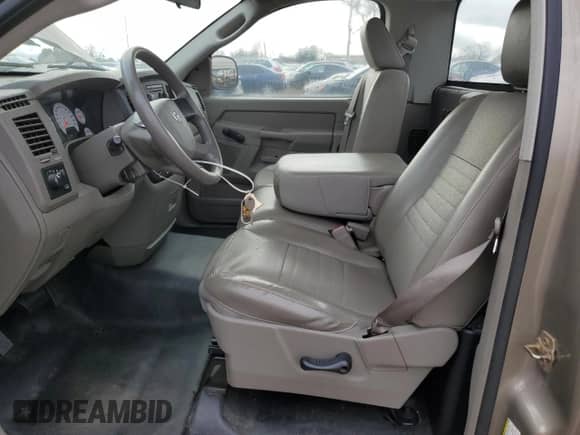 2007 Dodge 1500 ST с VIN 1D7HA16K37J552424, выставлен на аукционе Copart как лот 42571005 с пробегом 30 458 миль миль и Списание • Salvage title. История ставок и продаж доступна на DreamBid. Изображение 7.