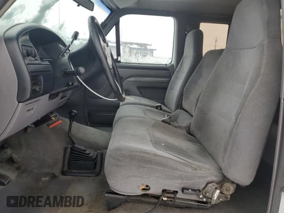 ✅ 1996 Ford F-250 • VIN: 1FTHX26F7TEA92558 • Lot: 83461074. Listed on Copart with 213,446 mi. Free auction sales archive from the USA and detailed vehicle history report at DreamBid. Image 7.