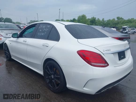 ✅ 2016 Mercedes-Benz C 450 AMG • VIN: 55SWF6EB4GU133408 • Lot: 42531479. Wystawiony na IAAI z przebiegiem 71 796 mil. Bezpłatny archiwum sprzedaży aukcyjnych z USA i szczegółowy raport historii pojazdu na DreamBid. Zdjęcie 3.