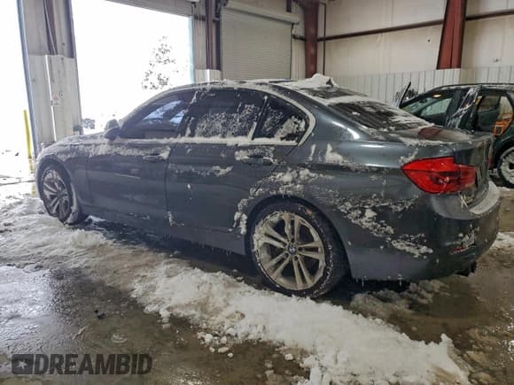 ✅ 2018 BMW 3 Series 330i • VIN: WBA8B9C57JEE81801 • Lot: 95073955. Listed on Copart with 105,358 mi. Free auction sales archive from the USA and detailed vehicle history report at DreamBid. Image 2.